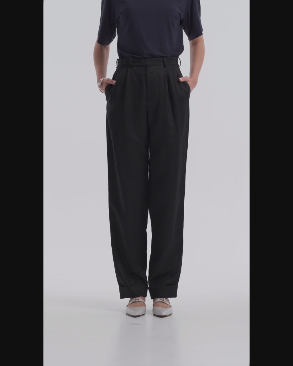 The Oxford Line Tailored Pants